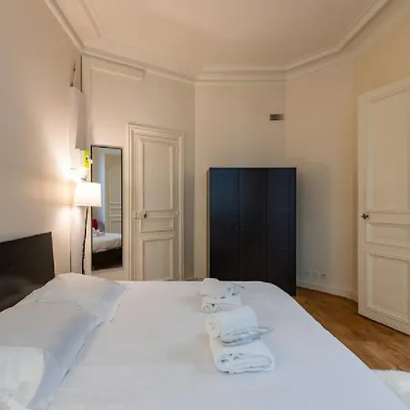 Geranimus Morland : Hearth Of باريس